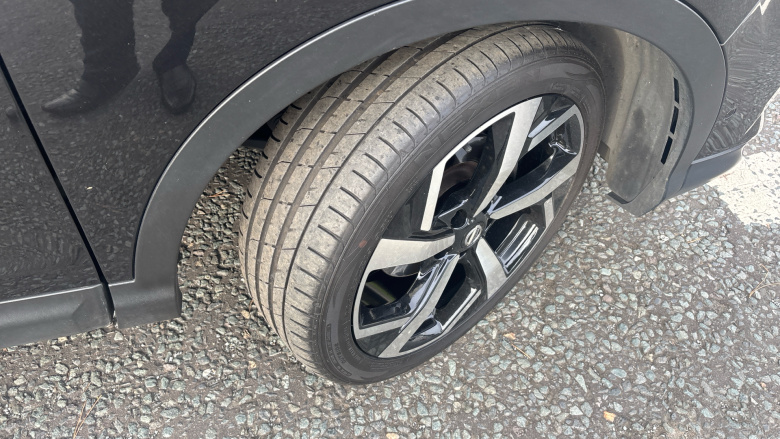 Nissan Qashqai 1.3 DiG-T Tekna 5dr Petrol Hatchback